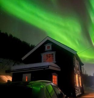 Tromso House | Old Cozy cabin