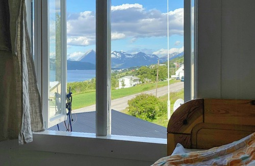 Kvaefjord Municipality House | Old parish hall in Kvæfjord
