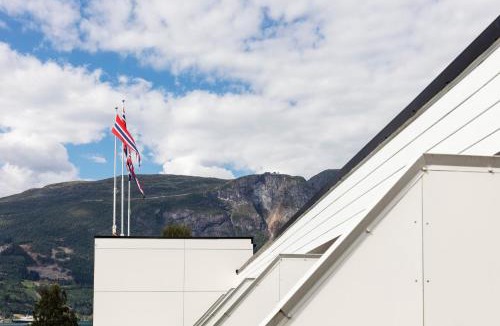 Olden Hotel | Olden Fjordhotel
