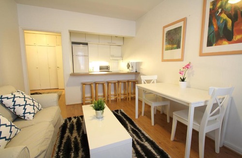 Hietalahti Apartment | One-bedroom apartment in Helsinki city center - Eerikinkatu 35