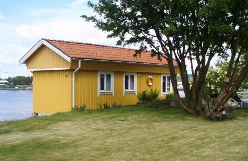 Stenungsund House | One-Bedroom Holiday home in Stenungsund