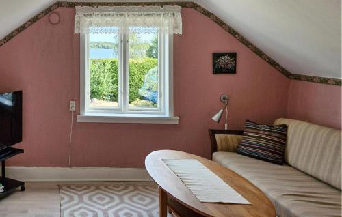 Sturko House | One-Bedroom Holiday Home In Sturko