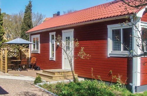 Angelholm House | One-Bedroom Holiday Home In Angelholm