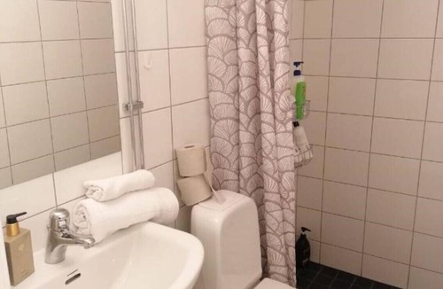 Marieberg Apartment | One-room apartment with own entrance, parking