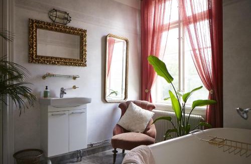 Tavelsas Hotel | Osaby Säteri