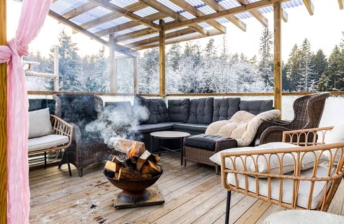 Losby Cabin | Oslo Wildwood Lodge – Wood-Fired Hot Tub