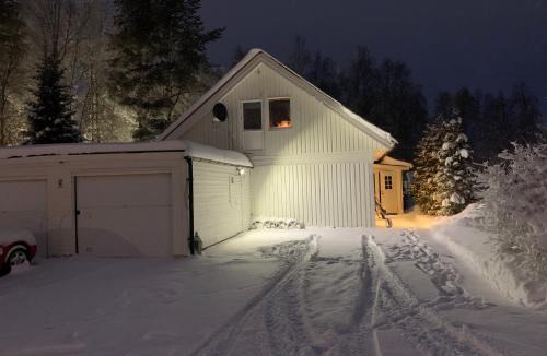 Lulea House | OWN ROOM WITH BIG BED IN A BIG HOUSE!