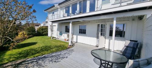 Sogne House | Panorama havutsikt-Tjønneveien