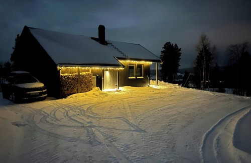 Ljordal House | Panoramic cabin at Fulufjellet with ski in ski out