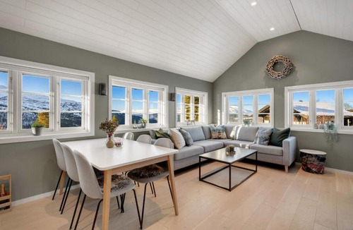 Voss House | Panoramic Mountain Cabin - Beautiful Voss Views - Outdoor Area