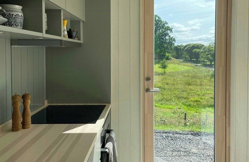 Ramkvilla House | Panoramic views of the lake Klocksjön in Småland