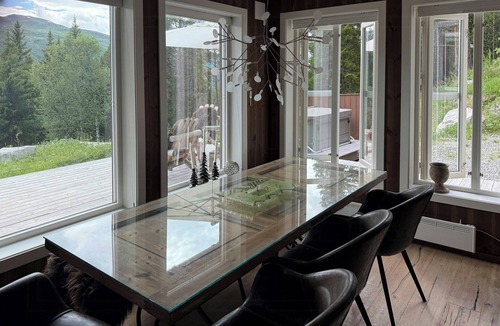 Espedalen House | Panoramic views towards Jotunheimen with jacuzzi