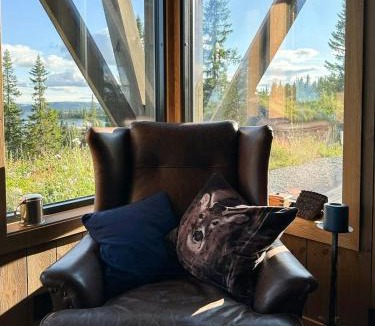 Al Municipality House | Peaceful Cabin By Rødungen