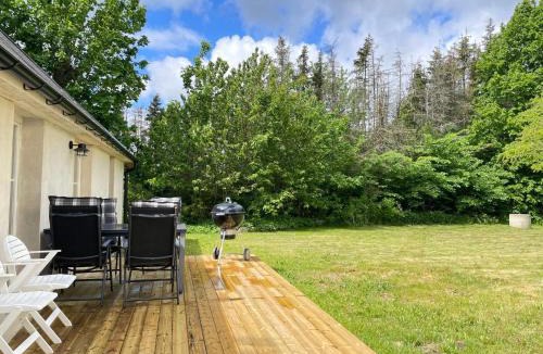 Hammenhog House | Peaceful Country Escape with Terrace