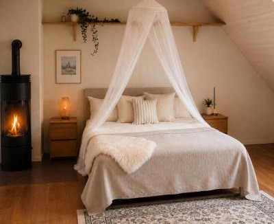Storlinge Apartment | Peaceful loft apartment by the pond