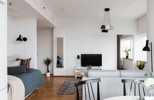 Tammisalo Apartment | Pearl of the Pearltower (7)