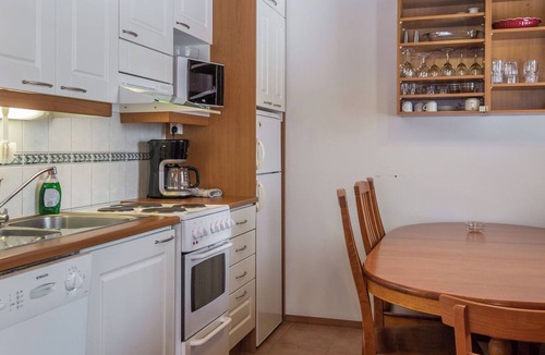 Tahkovuori House | Peiponpesä b by Interhome