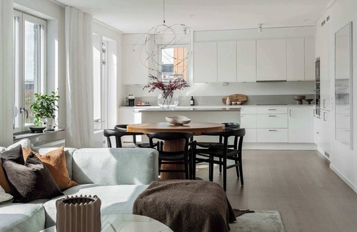 Liljeholmen - Hagersten Apartment | Penthouse Retreat, Terrace, Sauna & City Living