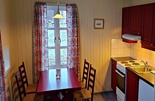 Lærdalsøyri House | Perfect Base for Fjord Hiking, Biking