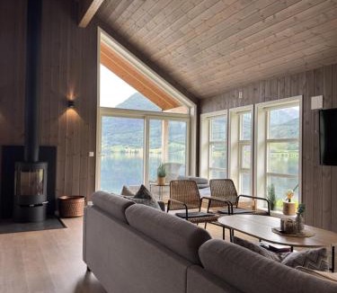 Jolster House | Perfect base in Jølster with stunning views of Lake Jølstravatnet