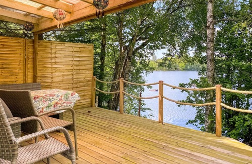 Aplared House | Pet friendly home in Aplared with lake view
