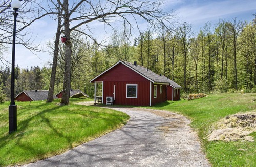 Asarum House | Pet friendly home in Asarum