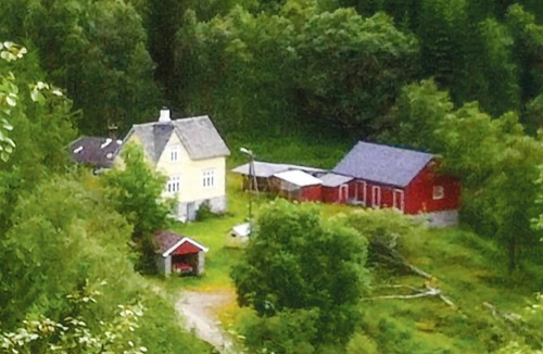 Eidfjord House | Pet friendly home in Eidfjord with WiFi
