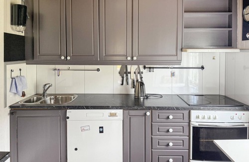 Fjaler House | Pet friendly home in Korssund with WiFi