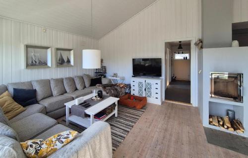 Bomlo House | Pet Friendly Home In Mosterhamn With Sauna