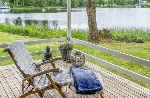Ormaryd House | Pet friendly home in Ormaryd