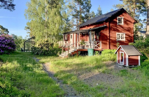 Djurhamn House | Pet friendly home in Värmdö with WiFi