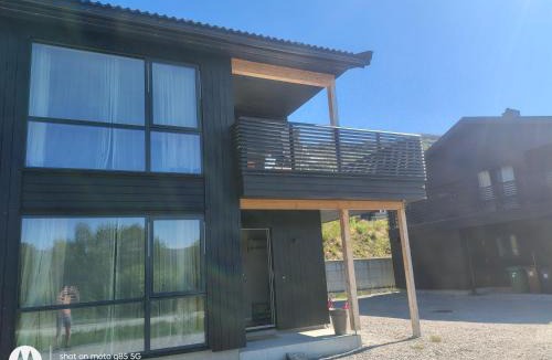 Hovden House | Pia Apartment