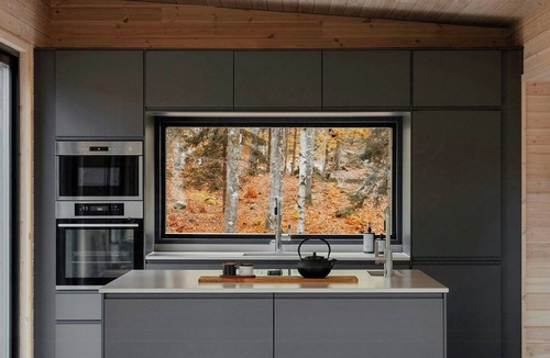 Immeln House | Pods on stilts in the forest by Lake Immeln