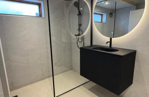 Porsgrunn Apartment | Pool & Sauna Retreat - Private Studio Apartment Porsgrunn