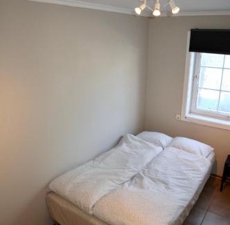 Kristiansand Apartment | Praktisk leilighet i Kristiansand til 5