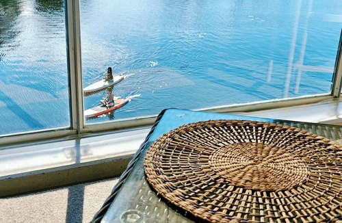 Oulu House | Premium city center suite, offering a sea view.
