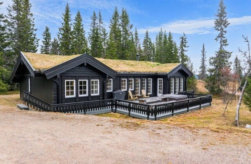Mælem Ski Chalet | Premium ski-in/out cabin in Trysil jacuzzi & sauna