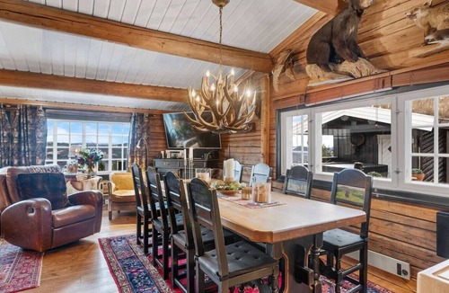 Trysil Ski Chalet | Premium Ski-inout Trysil Chalet, 4 Bed, 4 Bath, Spa