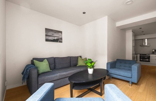 Bergen City Centre Apartment | Prime Location - 2 Bedroom Apartment!