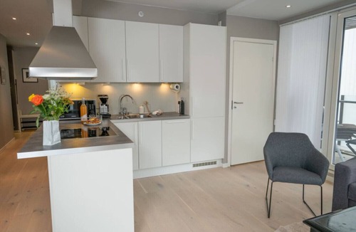 Stavanger Apartment | Prime location | Free parking | Private balcony