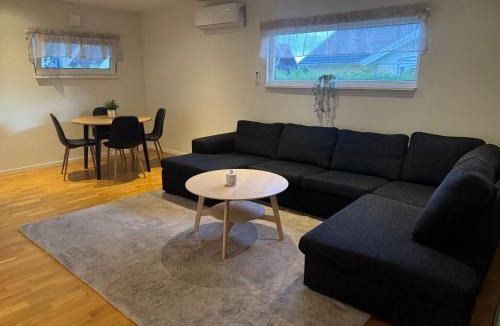 Fjalkinge Apartment | Privat & modern lägenhetshus med egen ingång!