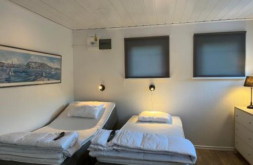 Fjallbacka Apartment | Private Guest Apartment with Separate Entrance in Fjällbacka