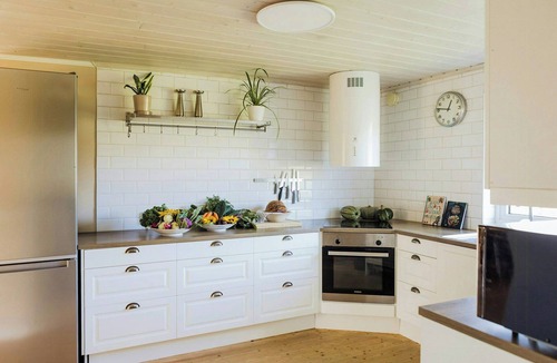 Heberg House | Private spa retreat 250 metres from Långasand