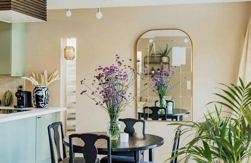 Heberg House | Private spa retreat 250 metres from Långasand