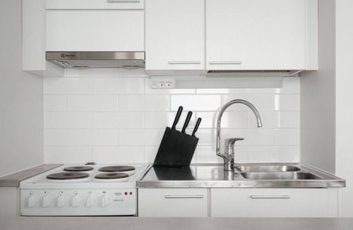 Ullanlinna Apartment | Punavuori Studio | 600Mbps Wi-Fi | Quiet & Central