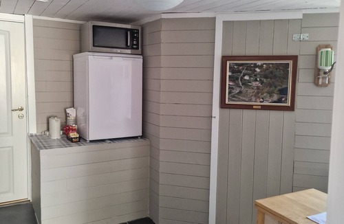 Askoy Apartment | Quaint 1-bedroom basement apartment in charming Vestland