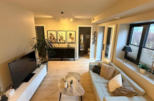 Sandnes Apartment | Quiet and Modern Apartment with parking - Close to Stavanger