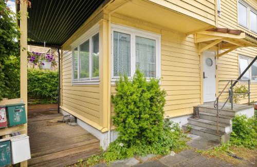 Arstad Apartment | Quiet area - family friendly - sun terrace