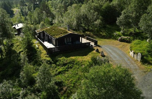 Møre og Romsdal House | Quiet mountain cabin at Fjellsaetra