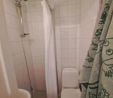Lantinen District Apartment | Quiet parkside studio with a fully stocked fridge